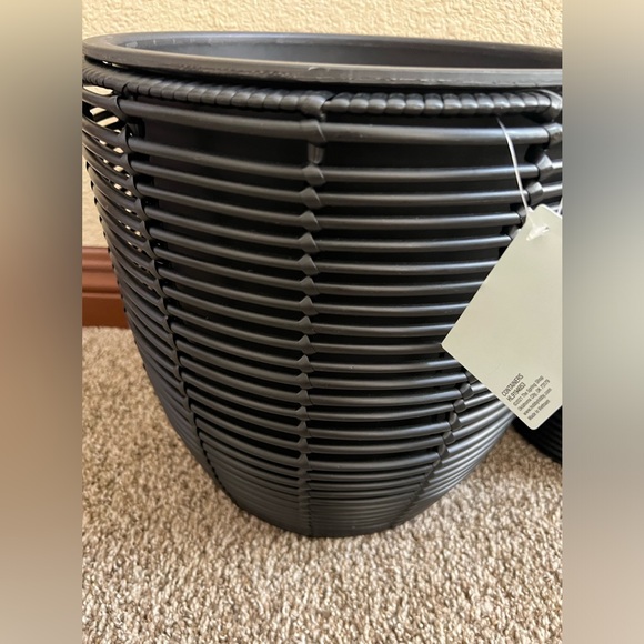 NWT THE SPRING SHOP WICKER PLANTERS SET OF 2 - Picture 2 of 6